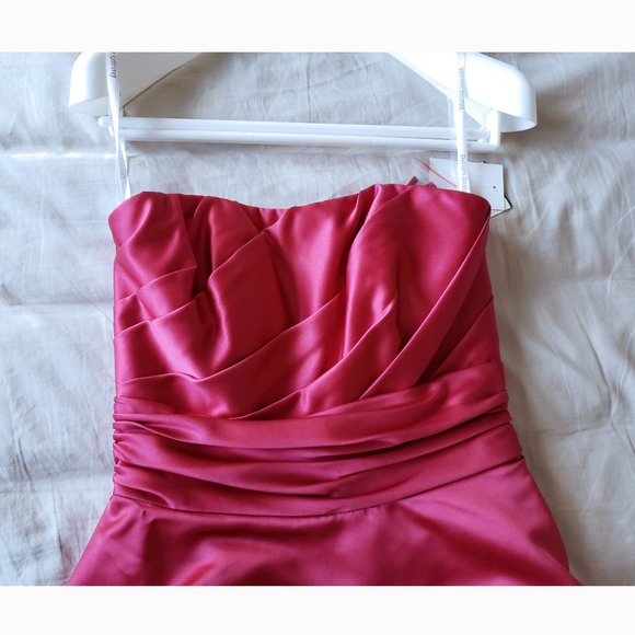 NWT David's Bridal Fucshia Bridesmaid/Cocktail/Prom knee-length dress - Picture 8 of 10